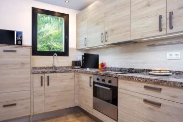 https://cdn.resales-online.com/public/mf919c1vse/properties/4d96b351abe411ef84cf0217bc231ef4/w1200/11-20939a0134ad724a8cb2a801094d15a4.jpg?v=1732862823