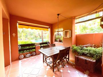 https://cdn.resales-online.com/public/xuap7a9gis89fmi3/properties/9a4baf2fba2511ef84cf0217bc231ef4/w1200/19-d0ed7da2012a09046d307c195d98e7d6.jpg?v=1734189660