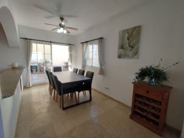 https://cdn.resales-online.com/public/nfl2yik7ko/properties/62f33a28b95a11ef84cf0217bc231ef4/w1200/16-ec67b526875bf0124b6ce4328a754439.jpg?v=1734102284