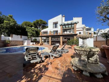 https://cdn.resales-online.com/public/txu35ftv29/properties/7567453dda8a11ef8ce602e0405b089b/w1200/114-122150582d1f2c0f82f9c6e68a3ab933.jpg?v=1738312220