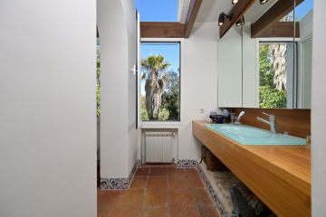 https://cdn.resales-online.com/public/bb3tcr1ax0/properties/11fe77ece25311ef8ce602e0405b089b/w1200/32-e7f90ea5feef5e01d64d74d6b6d8a834.jpg?v=1738609255