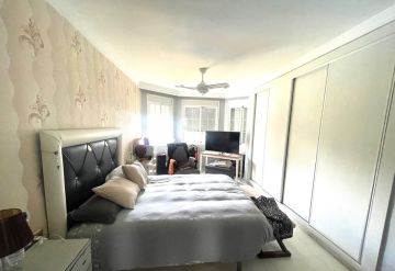 https://cdn.resales-online.com/public/u6447mvlgg/properties/cba5cff5e8a211ef8ce602e0405b089b/w1200/14-d70dc3102c00d7be0e872dfe1c1f86d7.jpg?v=1739301145