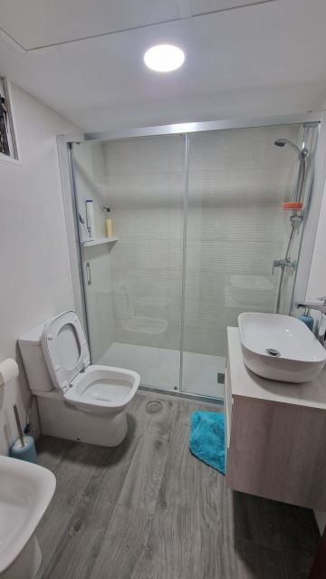 https://cdn.resales-online.com/public/86l1hb0hs4/properties/726bc303e96011ef8ce602e0405b089b/w1200/21-2c707e7c511429b4f8ec4ee5f221ddb6.jpg?v=1739382642
