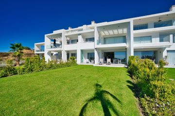 https://cdn.resales-online.com/public/rvs13dstz7/properties/3a3a61bdff3111ef8cfb02e0405b089b/w1200/28-ef19a2c59920e2e087cd278a51b6dbf8.jpg?v=1741781129