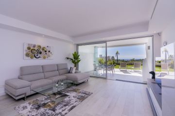 https://cdn.resales-online.com/public/rvs13dstz7/properties/3a3a61bdff3111ef8cfb02e0405b089b/w1200/4-c23c0f86247804fa50226aecd8b0b2c8.jpg?v=1741781129