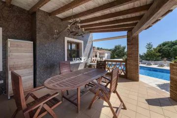https://cdn.resales-online.com/public/up35jgrhau/properties/96351b3b0b0811f08cfb02e0405b089b/w1200/29-7c2f312881aea9bbe9ddaeb9640e2c9a.jpg?v=1743082795