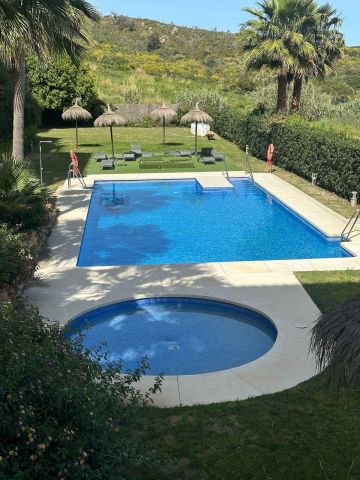 https://cdn.resales-online.com/public/1op5nr1ymv/properties/2fde50d90f9c11f08cfb02e0405b089b/w1200/36-be7efbbd8b294061d3f27cb7c37865bb.jpg?v=1743586588