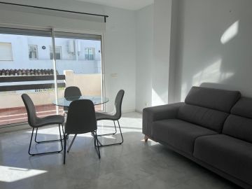https://cdn.resales-online.com/public/e8tzzy3imr/properties/541ed854156811f08cfb02e0405b089b/w1200/9-467d0cee5b725f3ef65f102a0c2e69c0.jpg?v=1744224083